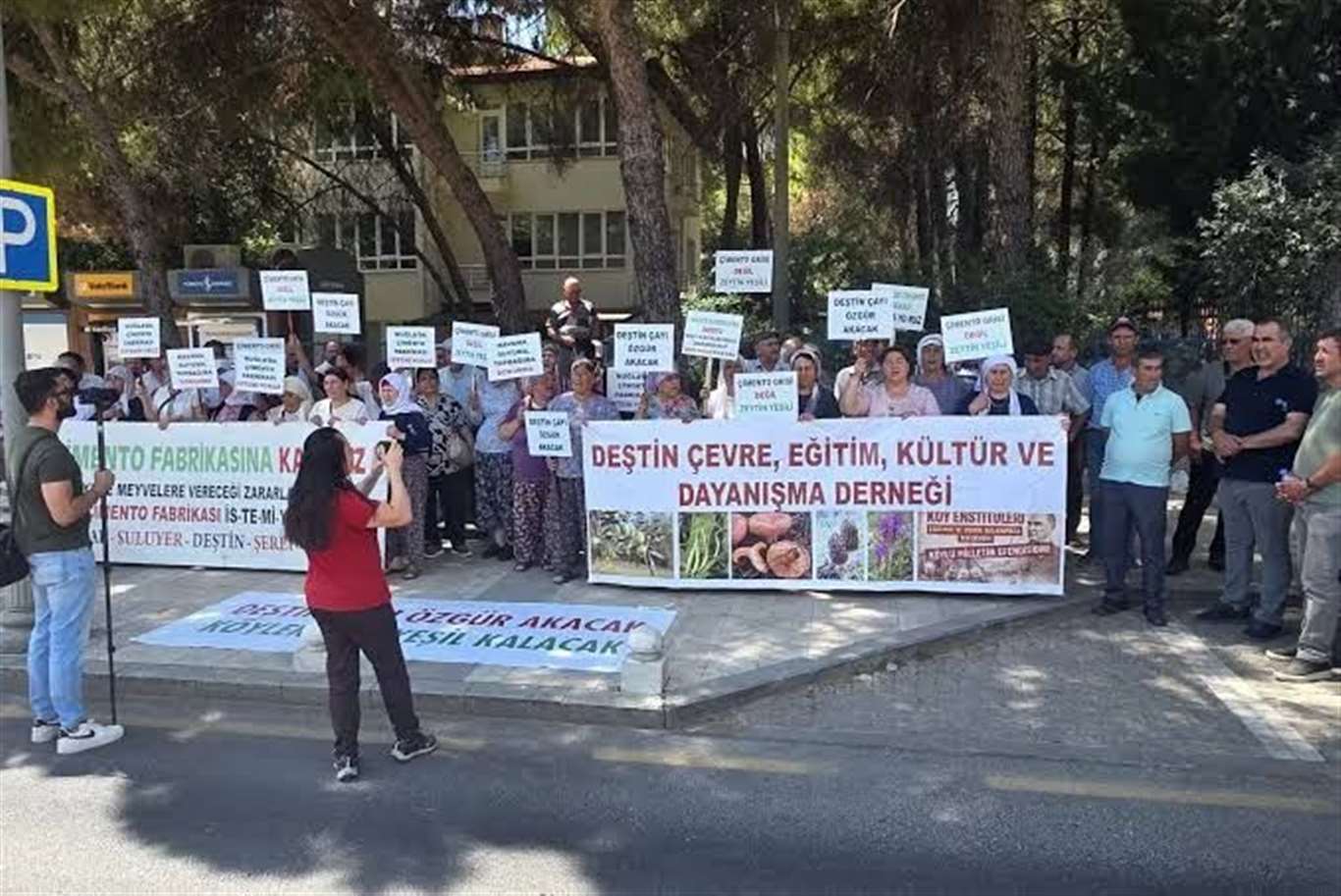 Çimento fabrikasına karşı adalet nöbeti sürüyor: “Şirketin yanında değil, halkın yanında olun” haberi